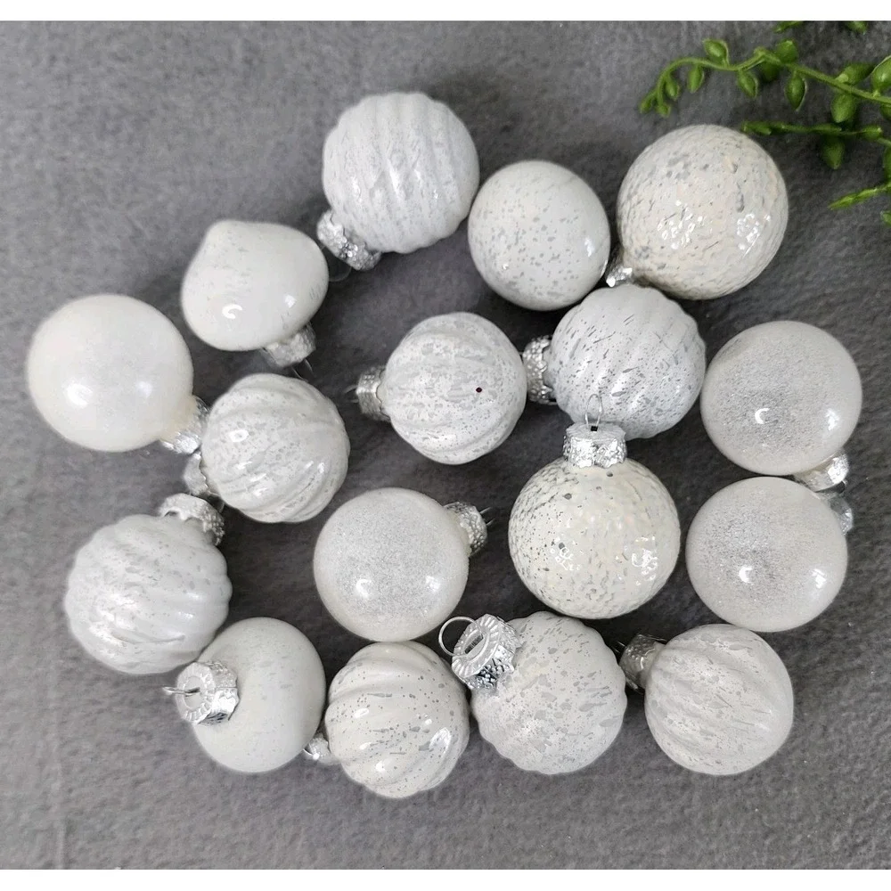 Kugel‎ Vintage Style White Mini Glass Christmas 2